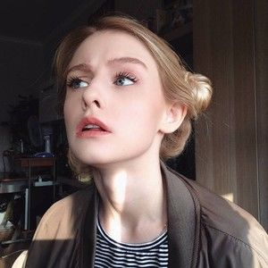 Meet your Posher, April